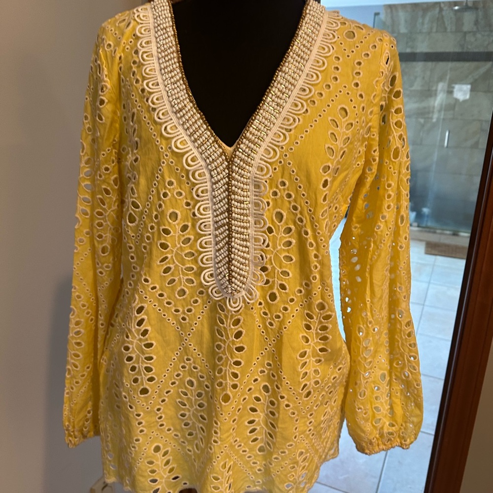 Boston Proper Yellow Eyelet Beaded V-Neck Blouse